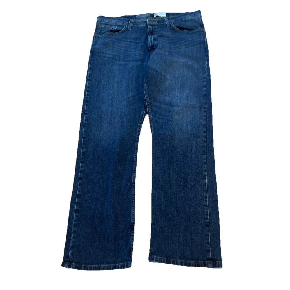 Wrangler Denim Jeans Men's Size 38x32 Dark Blue Relaxed Boot